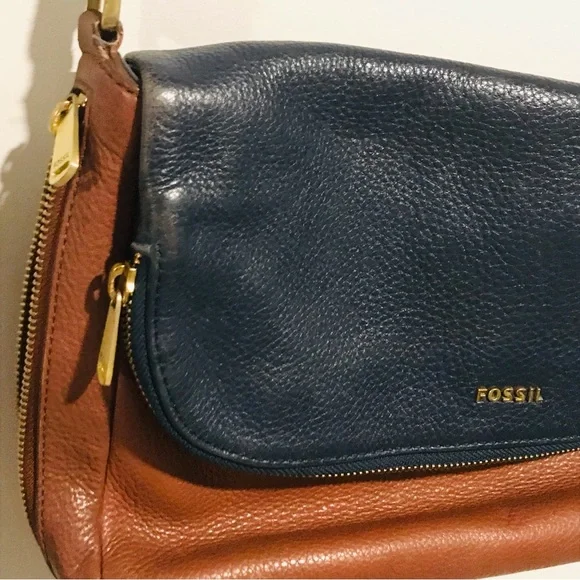 Fossil Purse - Picture 7 of 8